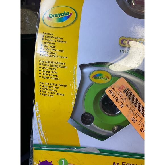 Crayola Kids Digital Camera 2.1 MP & Case - NEW open package - Picture 4 of 6
